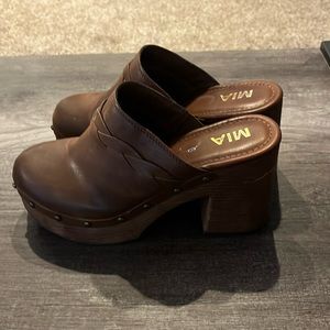 Mia Women’s Shoes